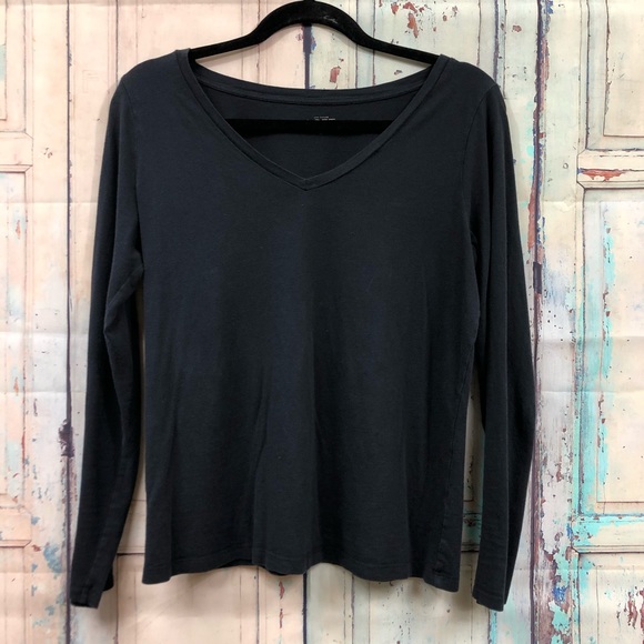 LOFT Basic Black Top - Picture 1 of 7